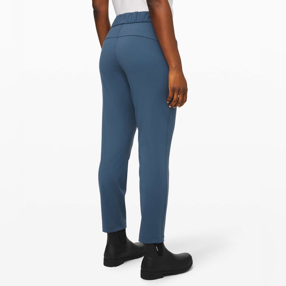 Lululemon On the Fly 7/8 Pant Code Blue Size 2 - Picture 5 of 11